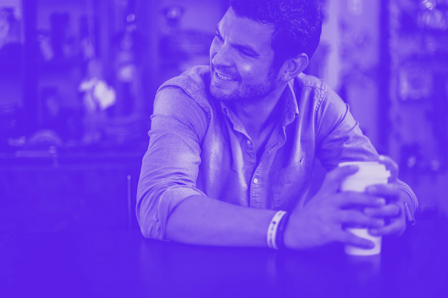 Shampoo gegen Haarausfall: Dieses hilft!