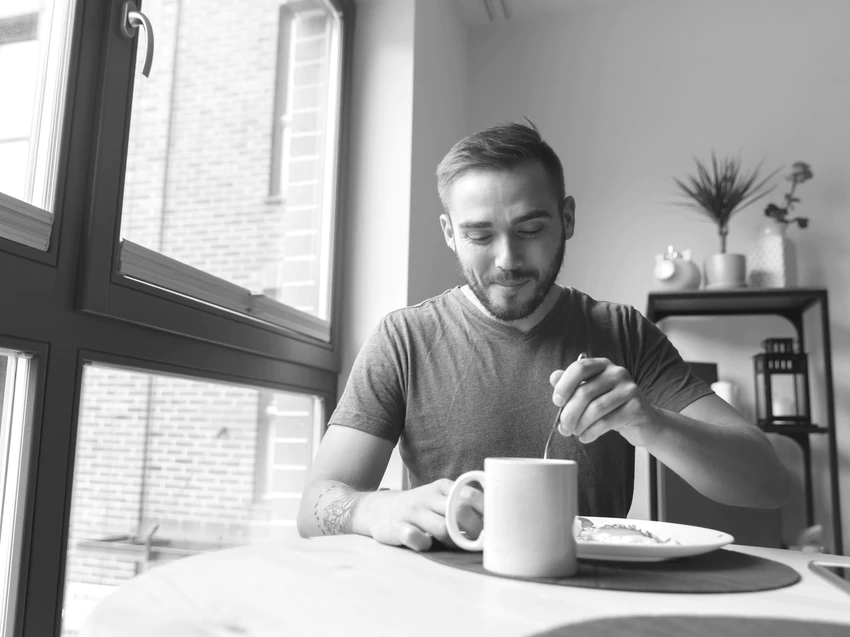 Männer Haarpflege: 8 Tipps für deine Pflegeroutine